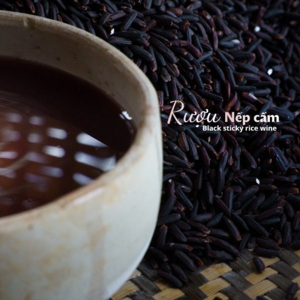 rượu nếp cẩm men truyền thống